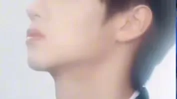 云天收夏色海报
